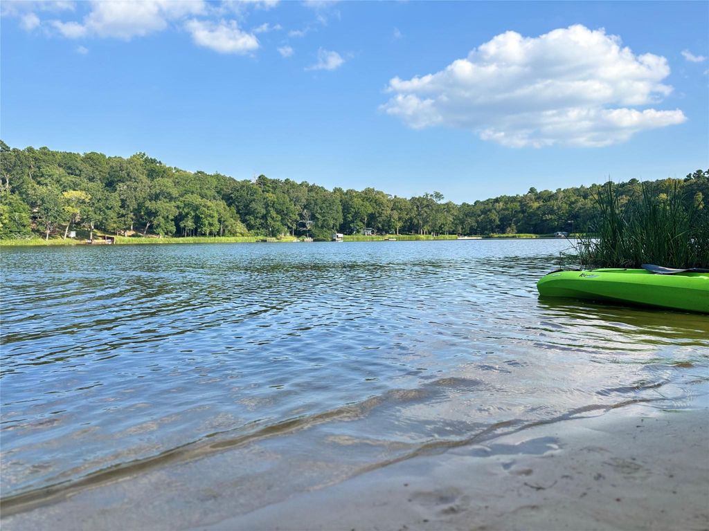 11 Caddo Drive, Elkhart, TX 75839