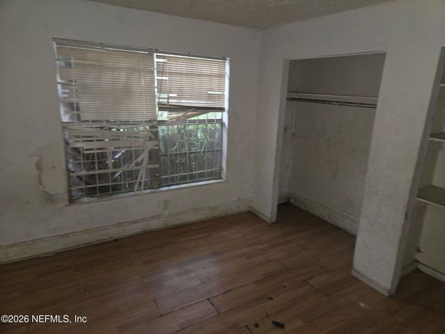 1525 W 5TH Street, Jacksonville, FL 32209