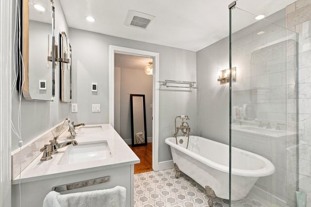 19 Whitney Woods Lane, Cohasset, MA 02025
