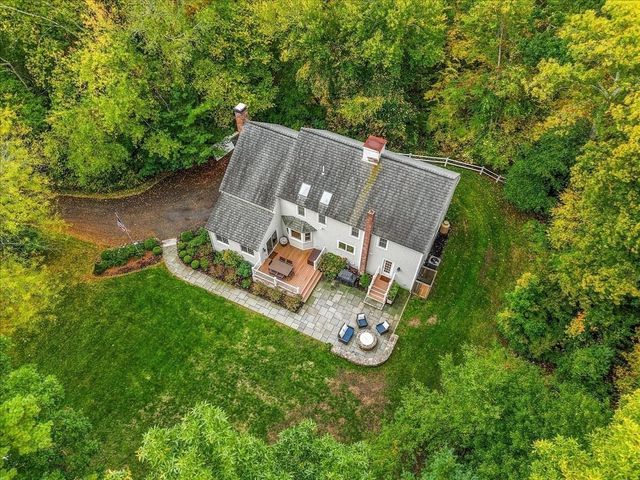 19 Whitney Woods Lane, Cohasset, MA 02025