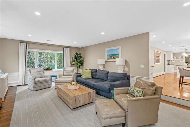 19 Whitney Woods Lane, Cohasset, MA 02025