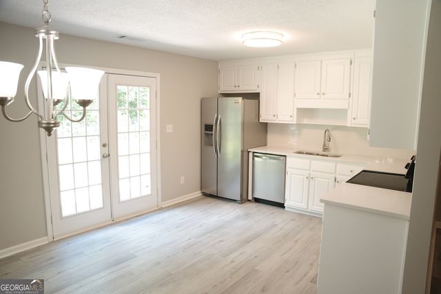 1215 Browns Country Lane, Locust Grove, GA 30248