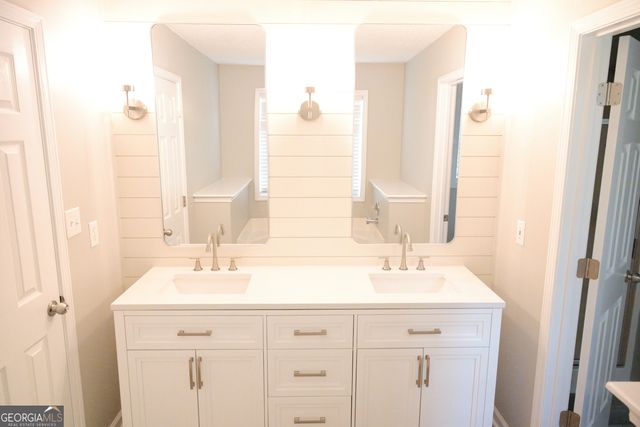 1215 Browns Country Lane, Locust Grove, GA 30248
