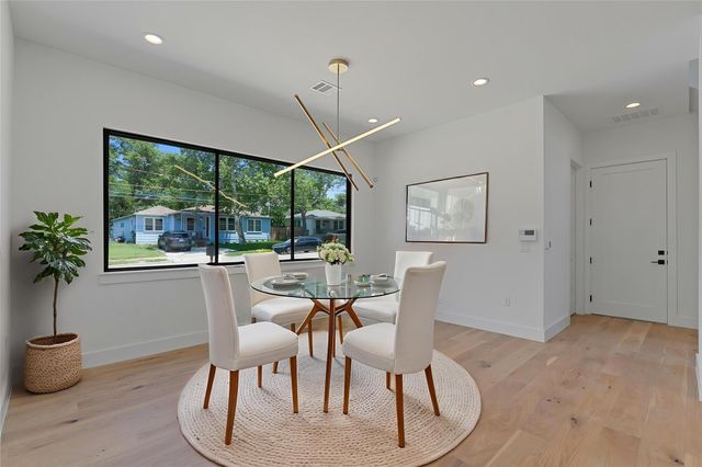 909 Payne Ave 1, Austin, TX 78757