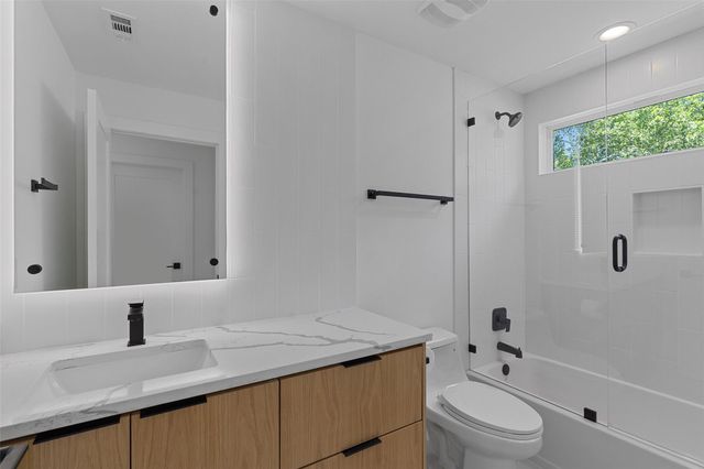 909 Payne Ave 1, Austin, TX 78757