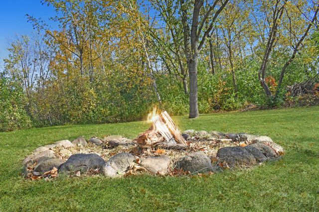 10 Deblock Drive, Crosby, MN 56441