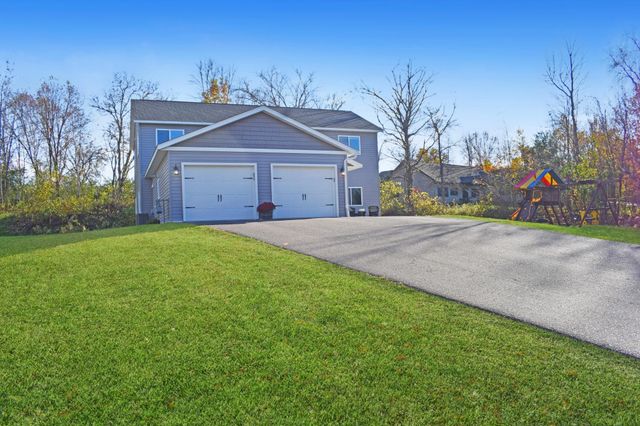 10 Deblock Drive, Crosby, MN 56441