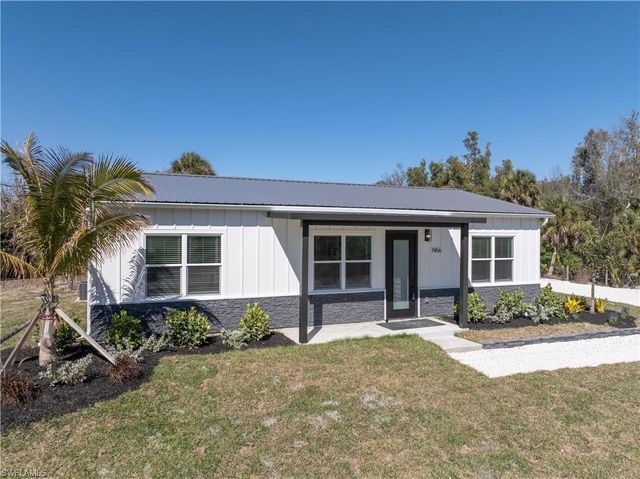 7456 Max DR, Bokeelia, FL 33922