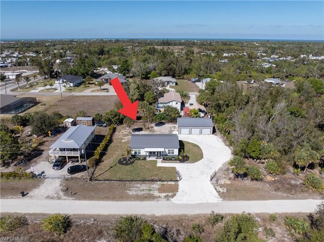 7456 Max DR, Bokeelia, FL 33922