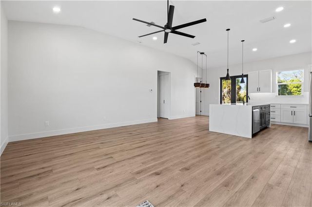 7456 Max DR, Bokeelia, FL 33922