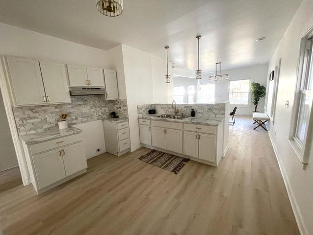 3401 N Vel R Phillips AVENUE, Milwaukee, WI 53212