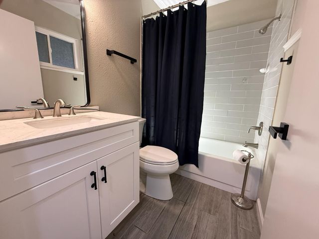 3945 Sparrow Ct, Modesto, CA 95356