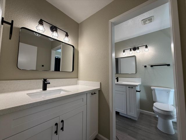 3945 Sparrow Ct, Modesto, CA 95356