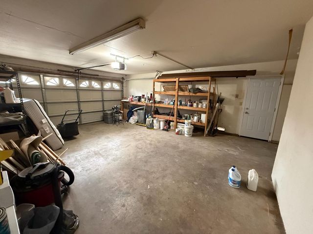 3945 Sparrow Ct, Modesto, CA 95356