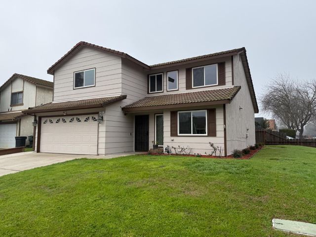 3945 Sparrow Ct, Modesto, CA 95356