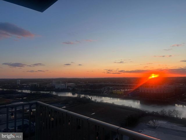105 Christina Landing Dr Apt 1606, Wilmington, DE 19801