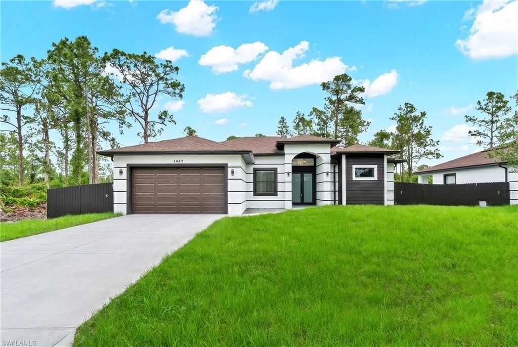 1047 Merry ST E, LEHIGH ACRES, FL 33974 — photo 3