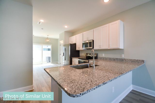 216 Sandy Cove Lane, Sneads Ferry, NC 28460