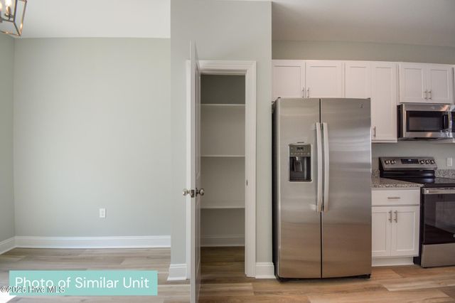 216 Sandy Cove Lane, Sneads Ferry, NC 28460