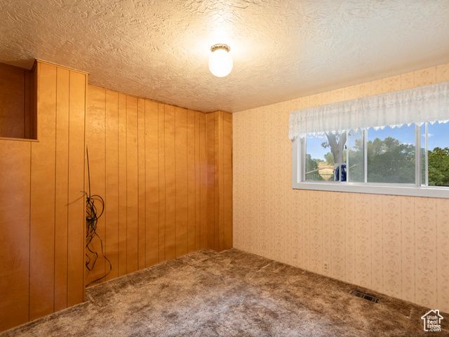 414 E 2625 N, Layton, UT 84041