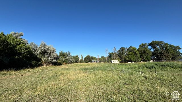 414 E 2625 N, Layton, UT 84041