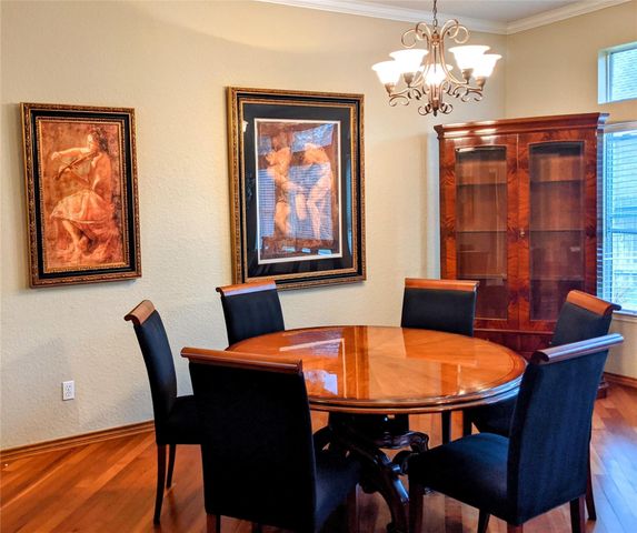 10114 Crescent Bluff Lane, Houston, TX 77070