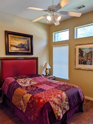10114 Crescent Bluff Lane, Houston, TX 77070