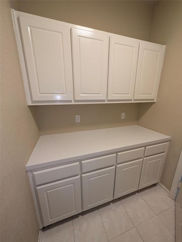 10114 Crescent Bluff Lane, Houston, TX 77070