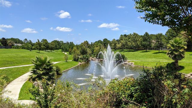 10114 Crescent Bluff Lane, Houston, TX 77070