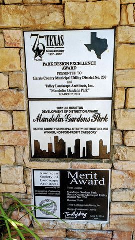 10114 Crescent Bluff Lane, Houston, TX 77070