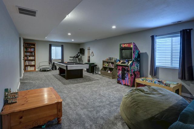 2210 N Greenacres Rd, Spokane Valley, WA 99016