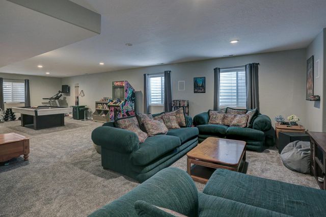 2210 N Greenacres Rd, Spokane Valley, WA 99016