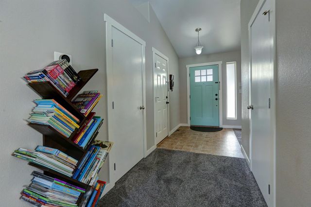 2210 N Greenacres Rd, Spokane Valley, WA 99016