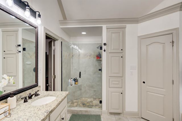 213 Roanoke Circle, Benton, LA 71006