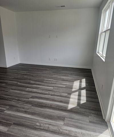 227 Darlington Drive, Dickson, TN 37055