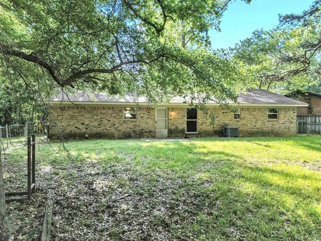 307 Freedom St, Longview, TX 75604
