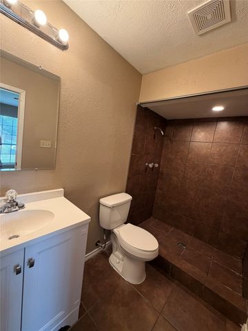 6610 Greenspring Drive, Arlington, TX 76016