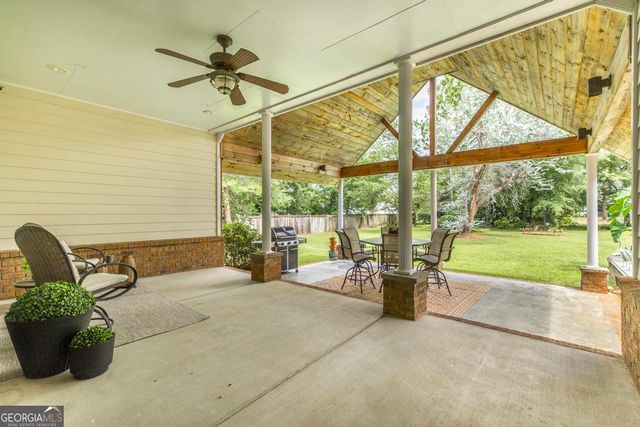 202 Lowpoint Trail, Warner Robins, GA 31093