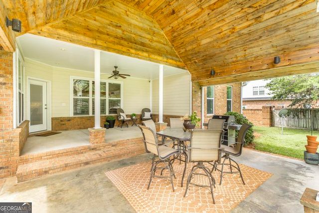 202 Lowpoint Trail, Warner Robins, GA 31093