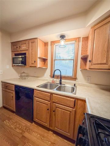 200 Chicora Rd 8, Summit Twp, PA 16001