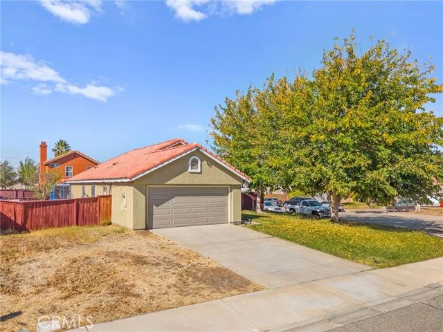 13196 Oberlin, Victorville, CA 92392