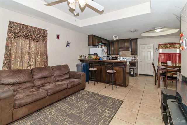 201 W Albatross Avenue, Pharr, TX 78577