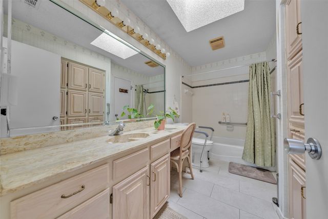 1200 Saint Andrews Court, Mansfield, TX 76063