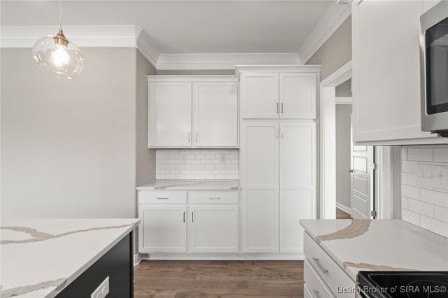 2109 Loop Island Way, New Albany, IN 47150