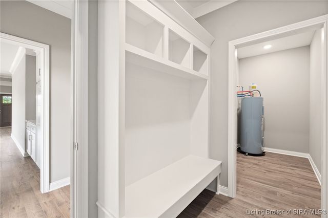 2109 Loop Island Way, New Albany, IN 47150