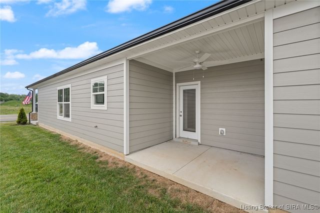 2109 Loop Island Way, New Albany, IN 47150