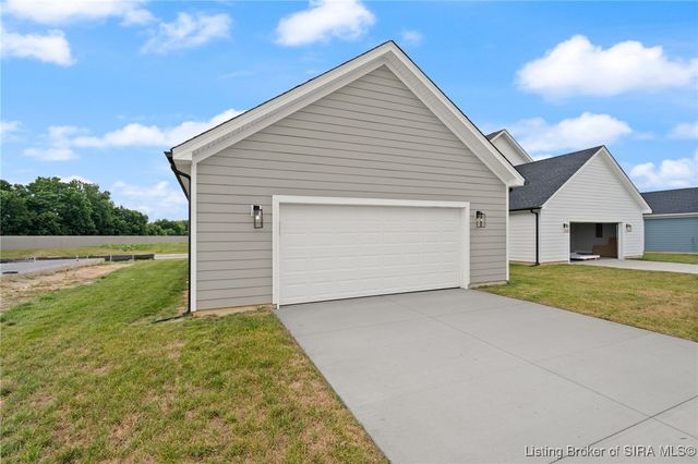 2109 Loop Island Way, New Albany, IN 47150