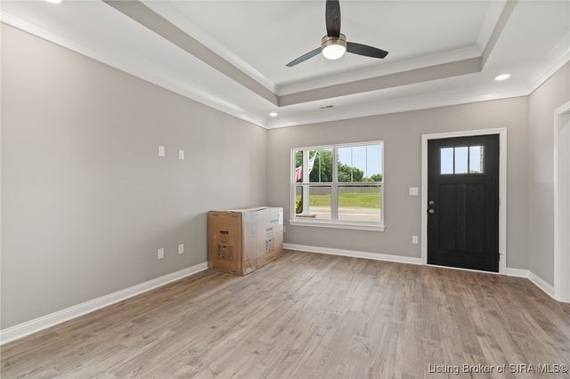 2109 Loop Island Way, New Albany, IN 47150