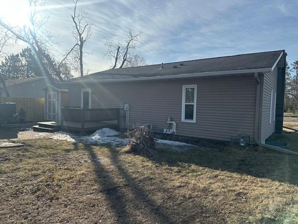 947 20th Street NW, Bemidji, MN 56601