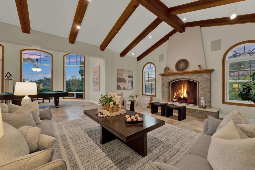 Image 13 of property listing at 14425 Cheyenne Trl, Poway, CA 92064